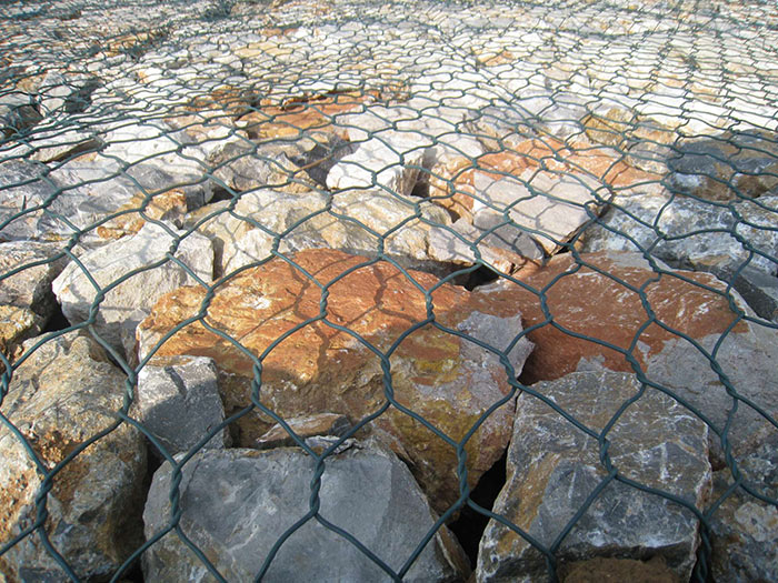 覆塑雷諾護(hù)墊